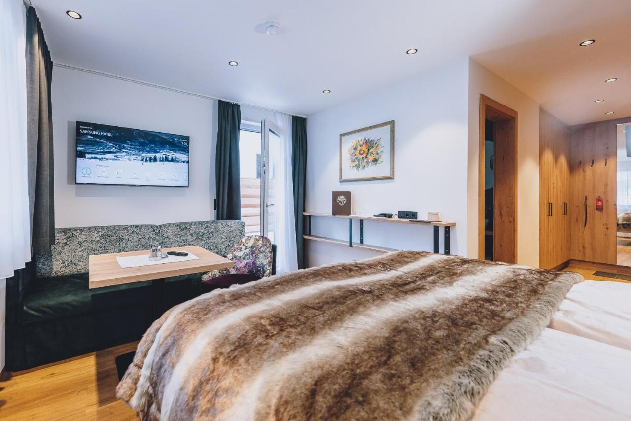 Dorfkrug Kaprun - Luxury Suites & Appartements Luaran gambar